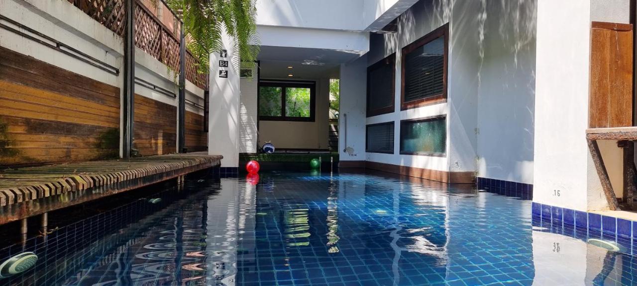 33 Poshtel (Adults Only) Hotel Chiang Mai Eksteriør billede