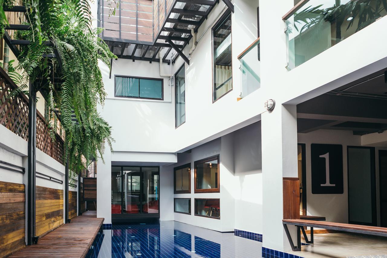 33 Poshtel (Adults Only) Hotel Chiang Mai Eksteriør billede